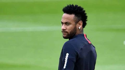 Neymar: parada y fin del culebrón impresionante