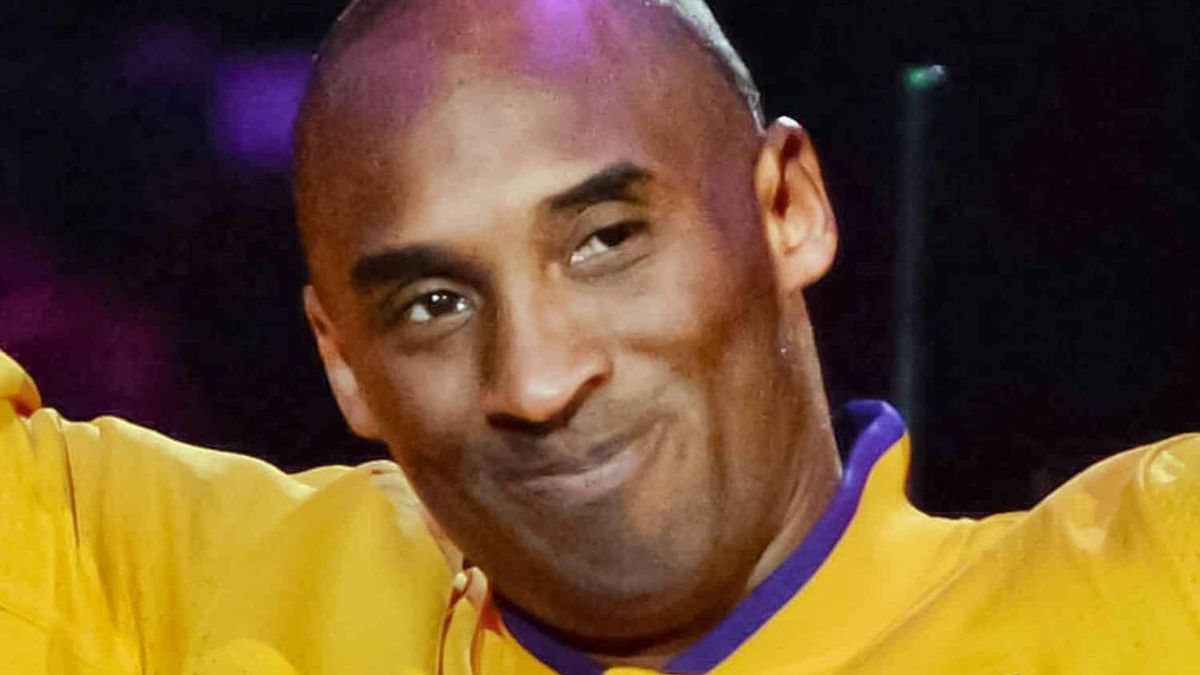 Kobe Bryant : la légende et superstar de la NBA meurt brutalement à seulement 41 ans dans un accident d’hélicoptère