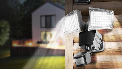 Cómo ahorrar energía con proyectores solares LED