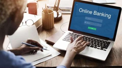 Descubre las cuatro razones por las que deberías optar por un neobanco