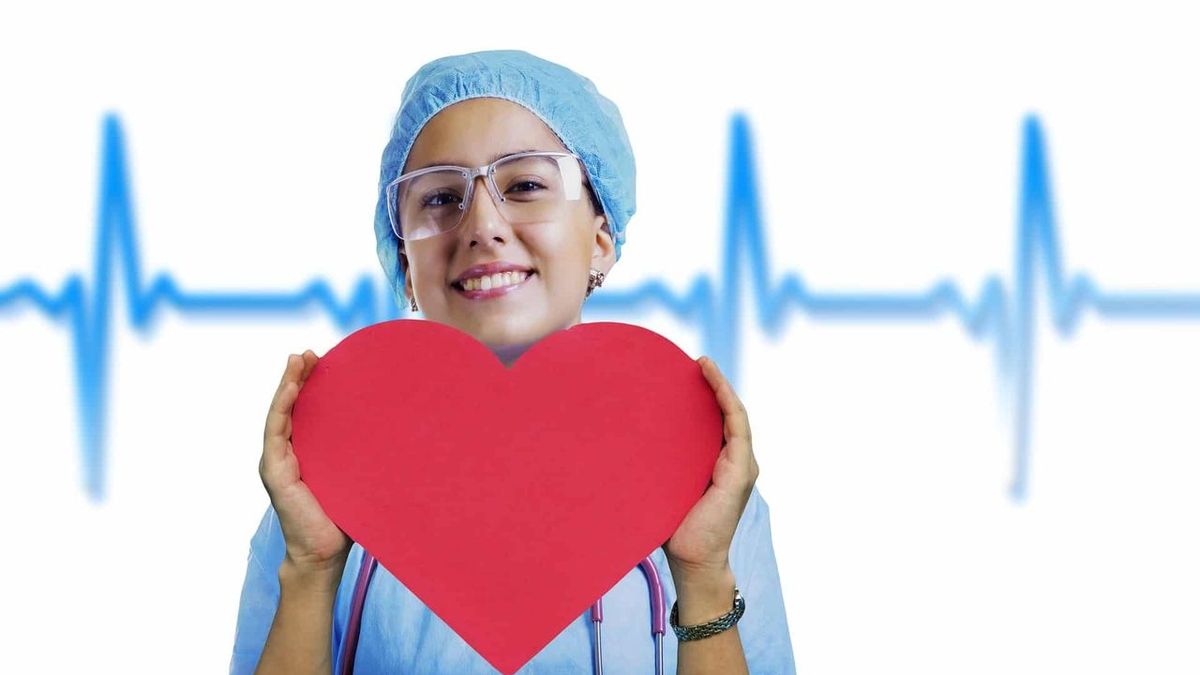Les avantages d’une infirmière à domicile