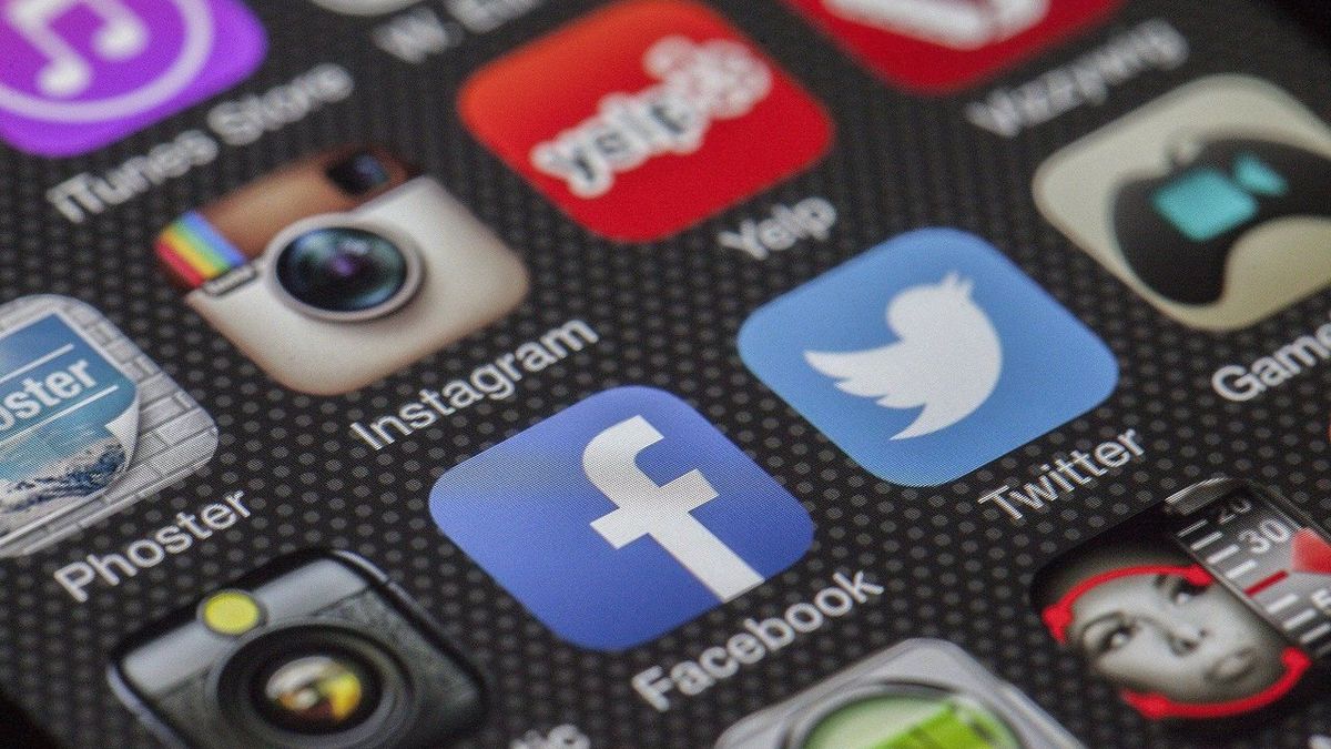 How to use Messenger without a Facebook account?