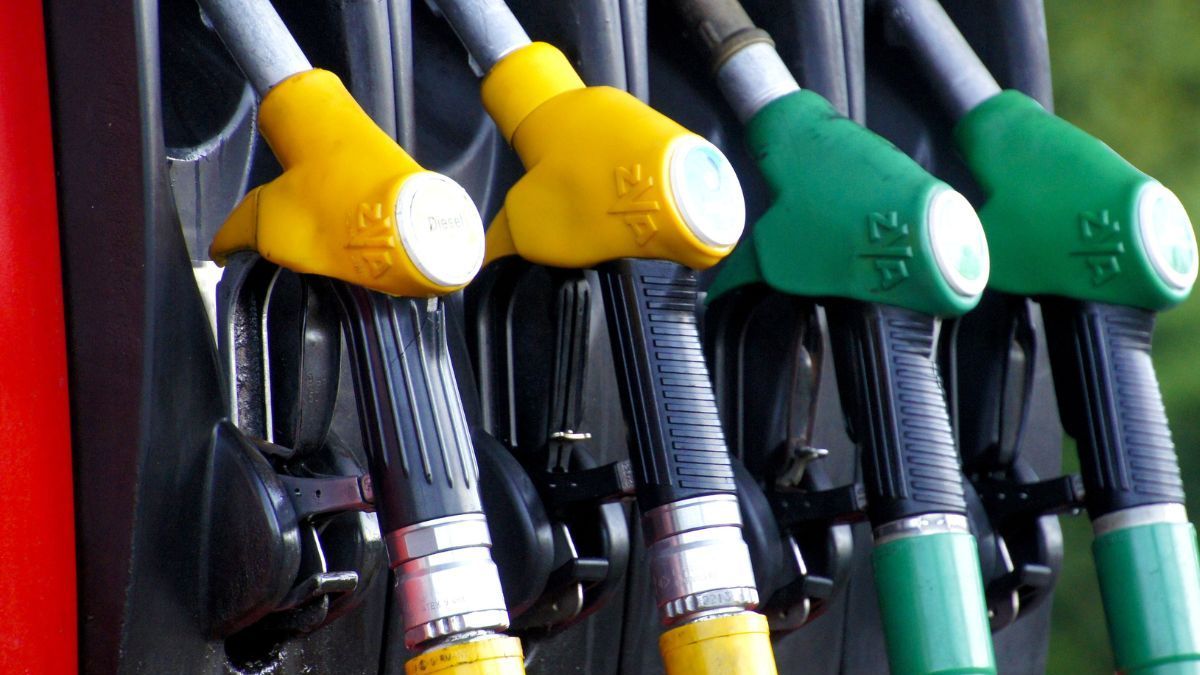 Fuel allowance January 2023: How to apply to receive your 100 euro fuel check on the tax website