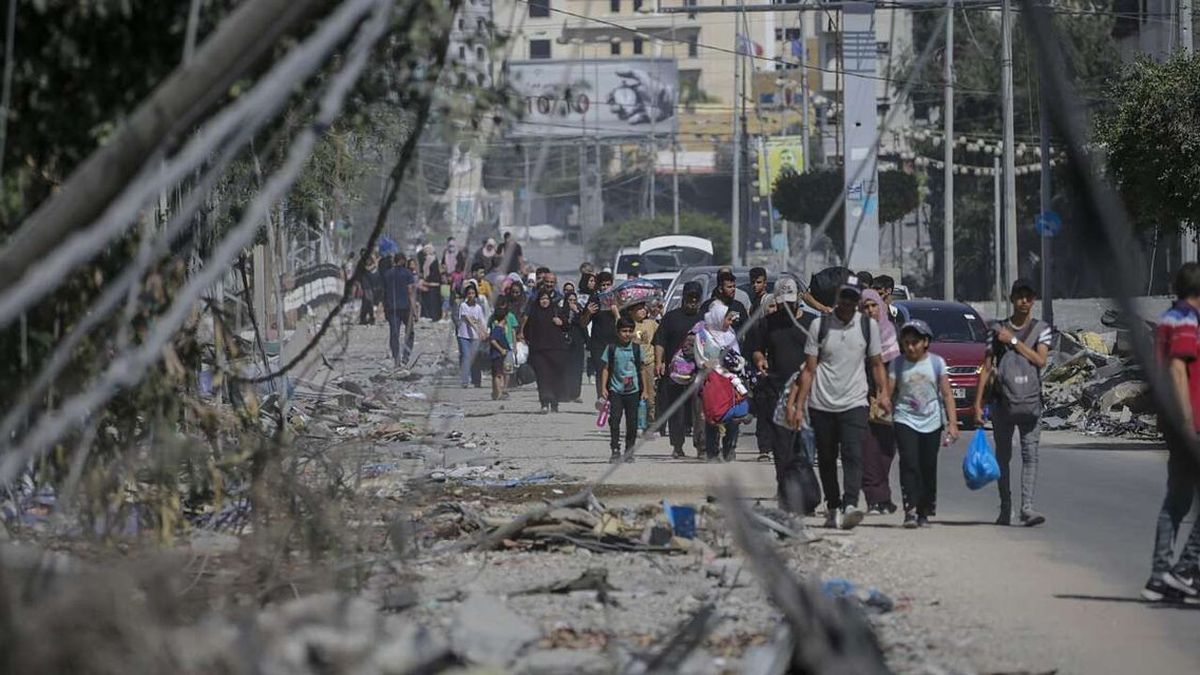 Israel-Hamas conflict: Israeli army orders northern Gaza residents to head south from 10 a.m. to 4 p.m.