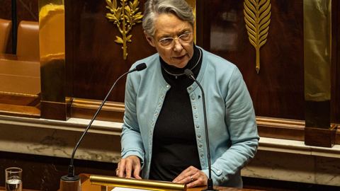 Élisabeth Borne à l'Assemblée Nationale: elle évite (encore) les motions de censure de l'opposition