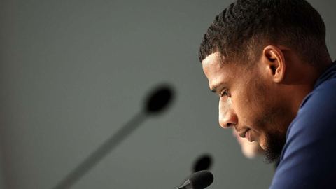 Jean-Clair Todibo s'excuse pour son « rire nerveux » pendant la minute de silence avant le match contre les Pays-Bas