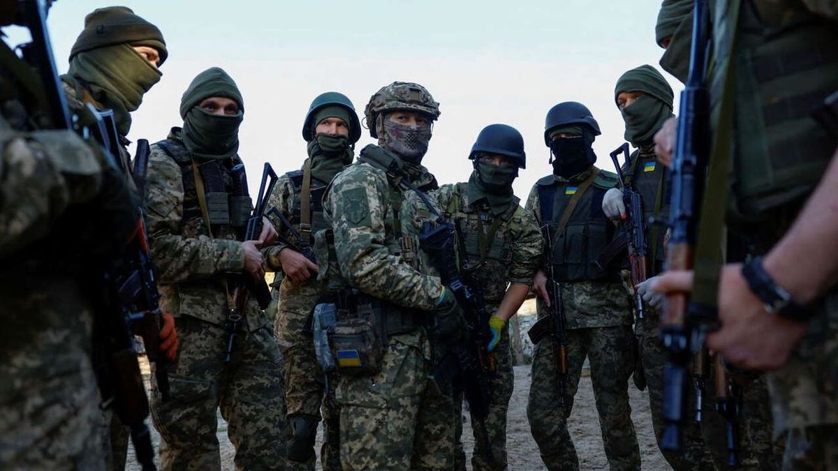 “Preparing for terrorist threats to energy infrastructure as winter approaches,” says Volodymyr Zelensky