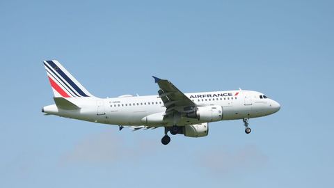 El regreso de Israel en un vuelo especial: entre el alivio y la frustración de los franceses