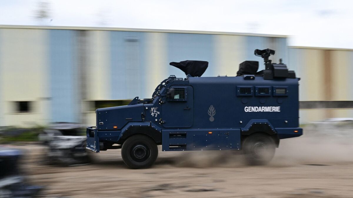 Vídeo: Descubre el Centaure, el nuevo vehículo blindado de la gendarmería con 300 CV y ​​lanzagranadas de 14,5 toneladas