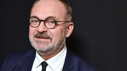Accusation d'agression sexuelle : un sénateur en détention, soupçonné d'avoir drogué une députée.