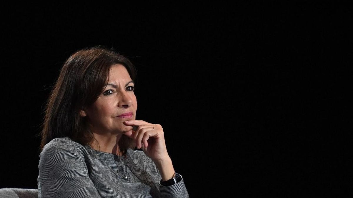 Anne Hidalgo, first French political figure to abandon Twitter, described as a “great international cesspool”