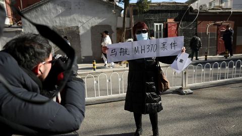 Familias chinas del MH370 exigen reactivación de la investigación