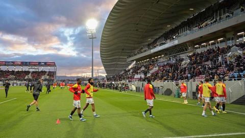 El acuerdo con CVC pone en peligro el futuro de los clubes de fútbol franceses por una ganancia potencial incierta