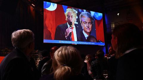 L'extrême droite, victorieuse aux législatives, sollicite l'alliance des autres partis