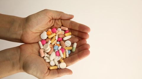 Manque d'antibiotiques : l'industrie sollicitée pour une distribution plus efficace