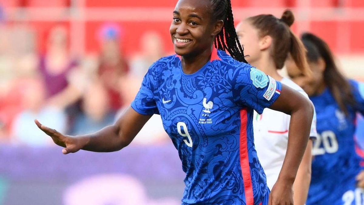 Marie-Antoinette Katoto returns to the French team after an eighteen-month absence