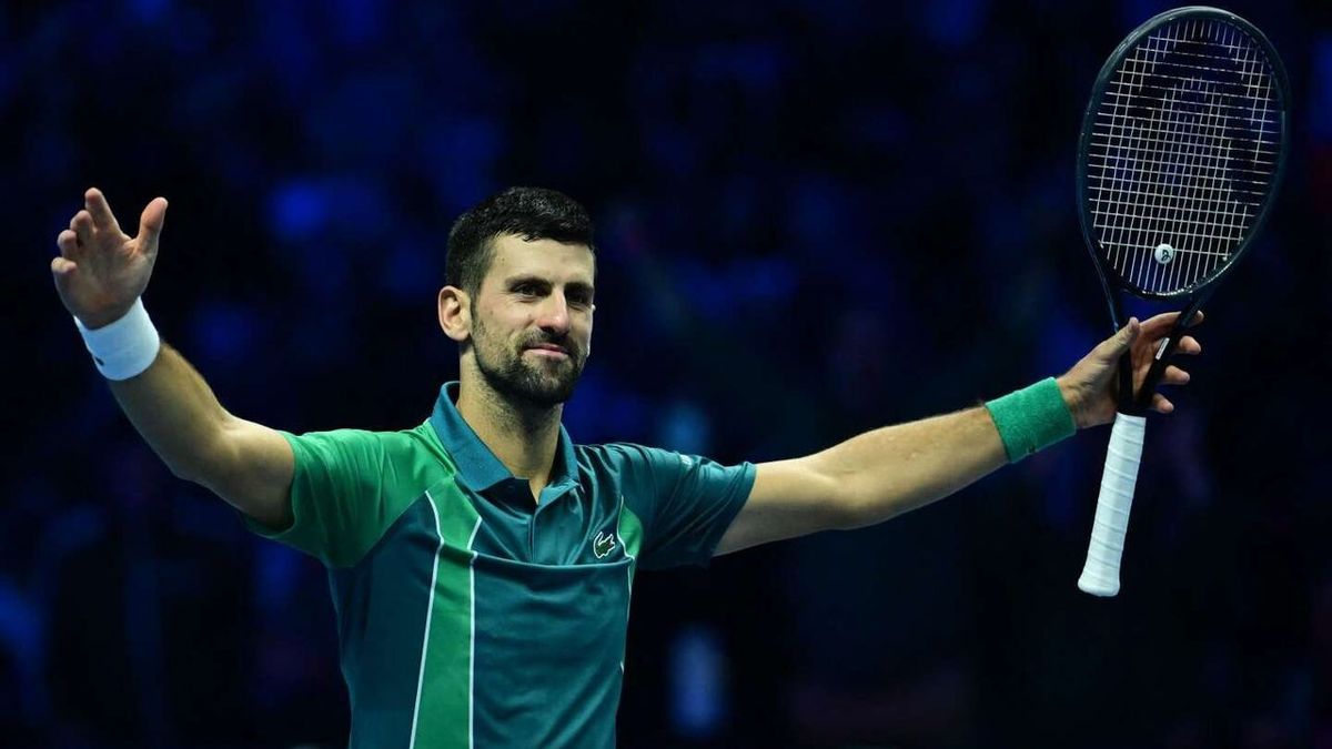 Novak Djokovic, souverain indiscutable du Masters, surpasse Federer