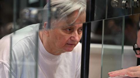 Procès Fourniret : Monique Olivier exprime ses regrets pour les événements passés.