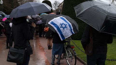 Qui sont les participants du rassemblement impliquant le RN, les Nupes et le gouvernement ?