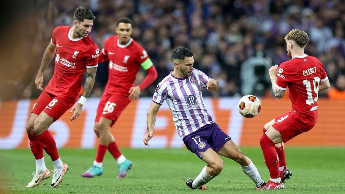 El Toulouse sorprende al vencer al Liverpool (3-2)