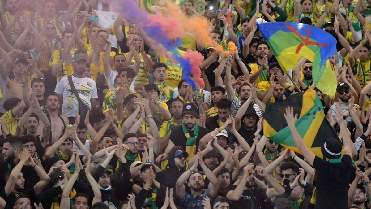 En Algérie, la Jeunesse Sportive de Kabylie: l'équipe de football contestataire