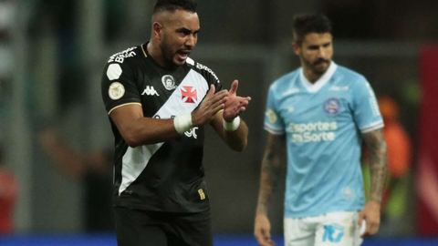 Le parcours inédit de Dimitri Payet, premier Français à jouer dans le championnat brésilien : Une immersion dans la vie carioca