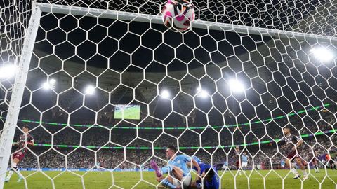 Manchester City triumph over Fluminense 4-0, Guardiola etches his name in history