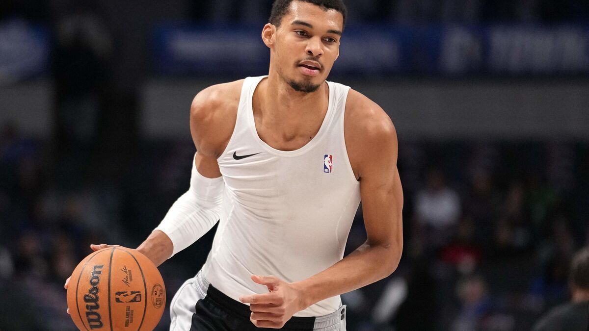 NBA : Un ramasseur de balles impliqué dans une blessure ridicule de Wembanyama avant le match des Spurs
