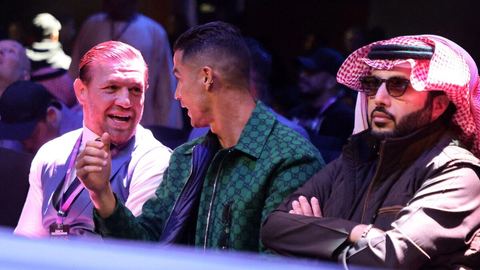 "Qui remportera le duel ?" : Quand Conor McGregor défie Cristiano Ronaldo à une bataille de montres