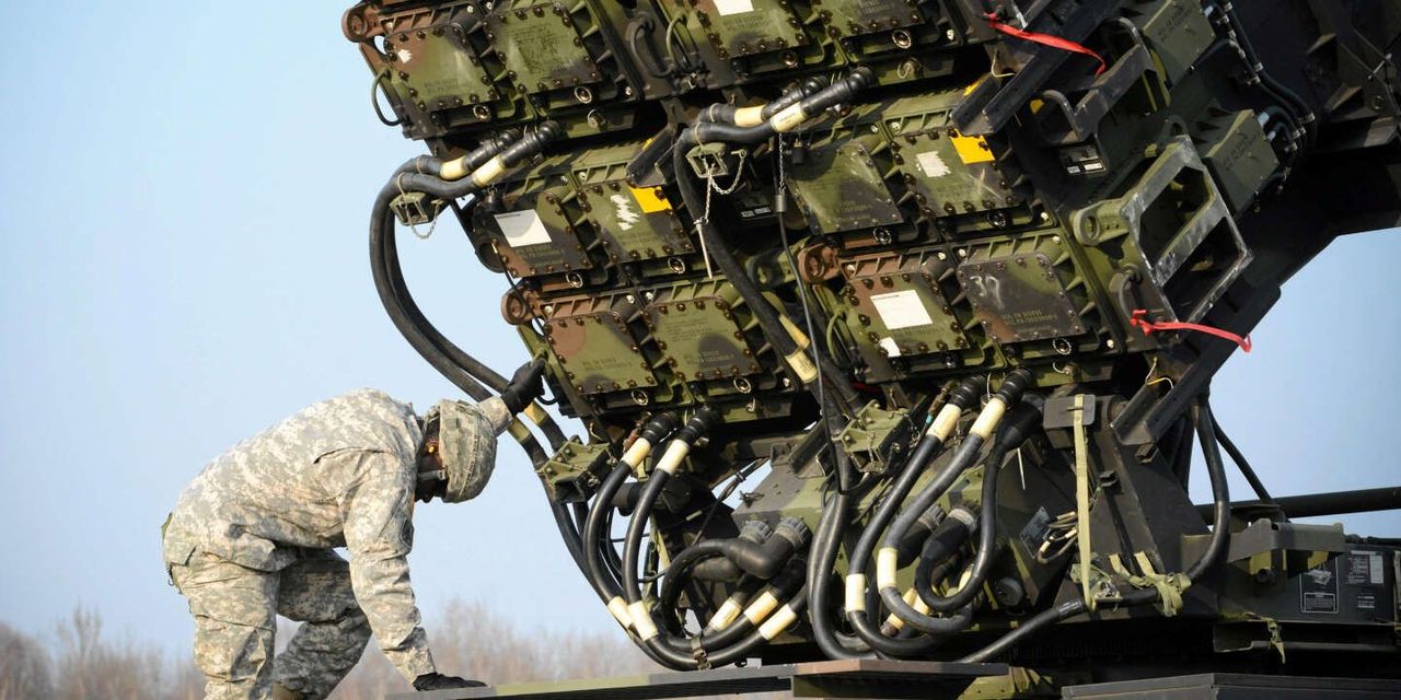 Trois chasseurs-bombardiers russes auraient été abattus par l'Ukraine dans la région de Kherson