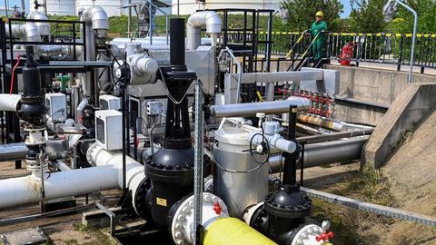 La coalición de países informa que los ingresos petroleros rusos caerán un tercio en 2023