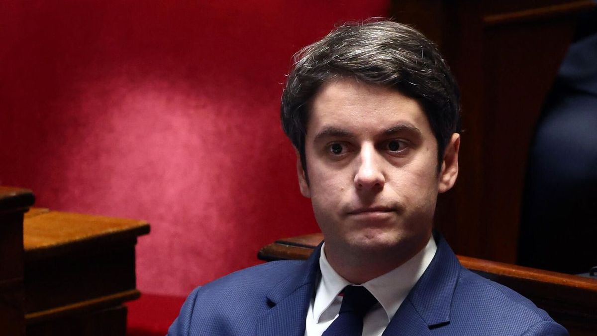 1. "Les 10 Points Clés à Souligner lors de votre Grand Oral en Français"\n2. "Dix Annonces à Se Rappeler pour un Grand Discours en Français"\n3. "10 Éléments Importants pour Réussir son Grand Oral en Français"\n4. "Les 10 Annonces Principales pour un Grand Oral Efficace en Français"\n5. "10 Points Essentiels à Marquer lors de votre Grand Oral en Langue Française"\n6. "Dix Annonces Indispensables pour un Grand Oral en Français"\n7. "Les 10 Points à Ne Pas Manquer lors de votre Grand Oral en Français"\n8. "Dix Annonces à Garder en Tête pour un Grand Oral Réussi en Français"\n9. "10 Aspects Cruciaux à Aborder lors d'un Grand Oral en Français"\n10. "Les 10 Annonces Phares pour Mener à bien votre Grand Oral en Français"