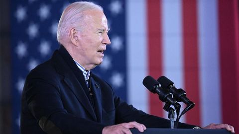 Biden evita mencionar a Trump en su anuncio de campaña, pero su influencia es omnipresente