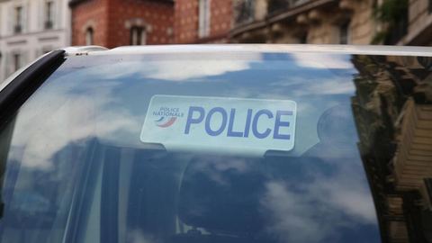 En Isla de Francia, arrojan sus armas a 190 km/h durante una persecución con la policía