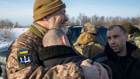 Kiev se déclare responsable de l'attaque sur une raffinerie en Russie