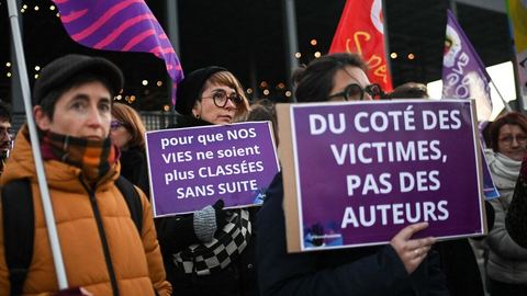 Manifestations en France en réponse au soutien de Macron à Gérard Depardieu: dénonciation du « vieux monde »