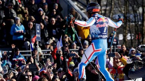 Ski alpin : L'incroyable Cyprien Sarrazin réalise un exploit historique à Kitzbühel avec un doublé inédit