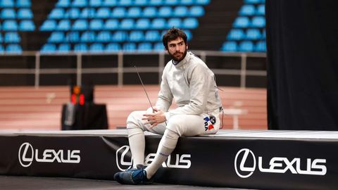 Suite à une année terrible et à six mois de Paris 2024, l'escrime française cherche à reprendre confiance