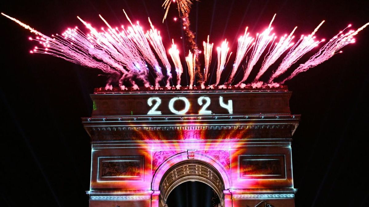 Sur les Champs-Élysées, la transition vers 2024 marque l'approche des Jeux Olympiques de Paris