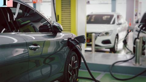 The rise of eco-friendly hybrid cars: a green future on four wheels