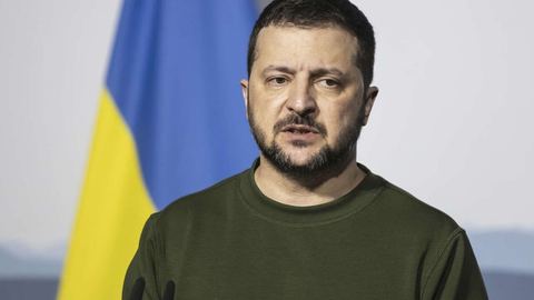 Volodymyr Zelensky participates in the World Economic Forum inaugurated Tuesday in Davos