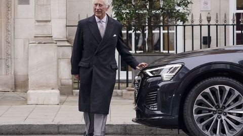 Charles III, le roi, est diagnostiqué d'une 'forme de cancer', révèle le palais de Buckingham