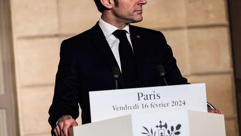 Emmanuel Macron asegura en entrevista exclusiva para “L’Humanité” que no practica política de extrema derecha