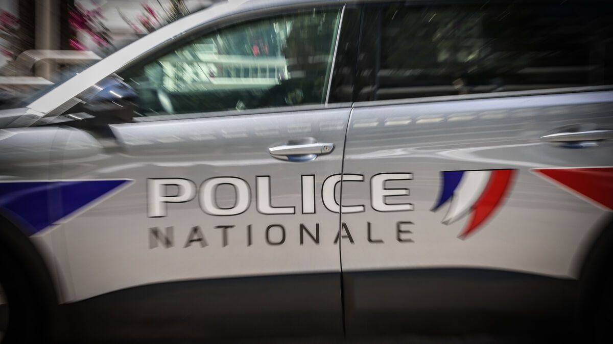 Intervention des forces de l'ordre pour mettre fin à une agression sexuelle en public dans le 18ème arrondissement de Paris