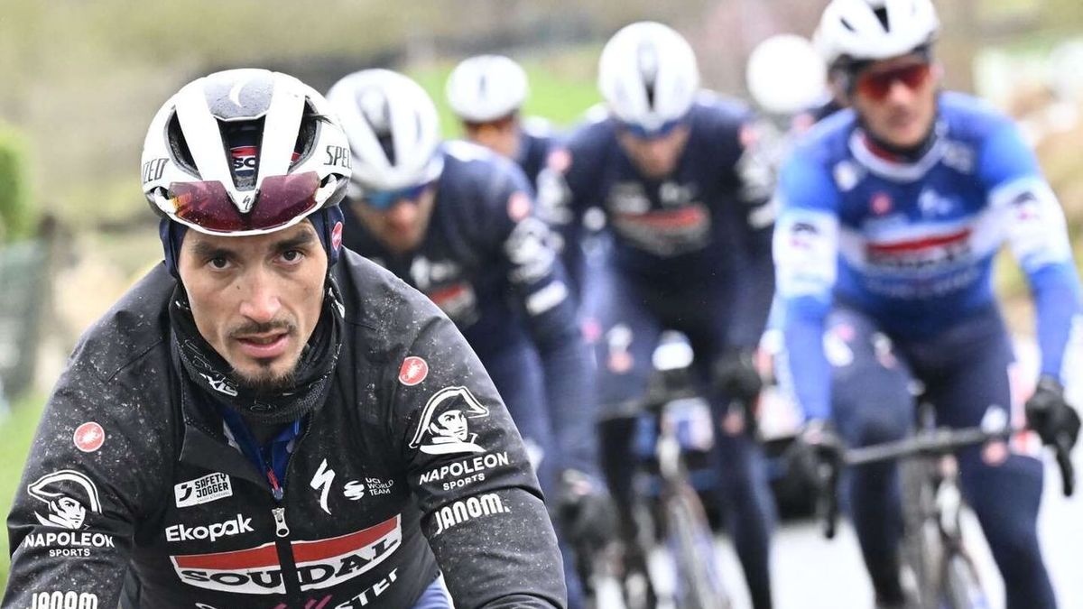 Julian Alaphilippe : un retour décevant lors de la première course flandrienne suite à la controverse