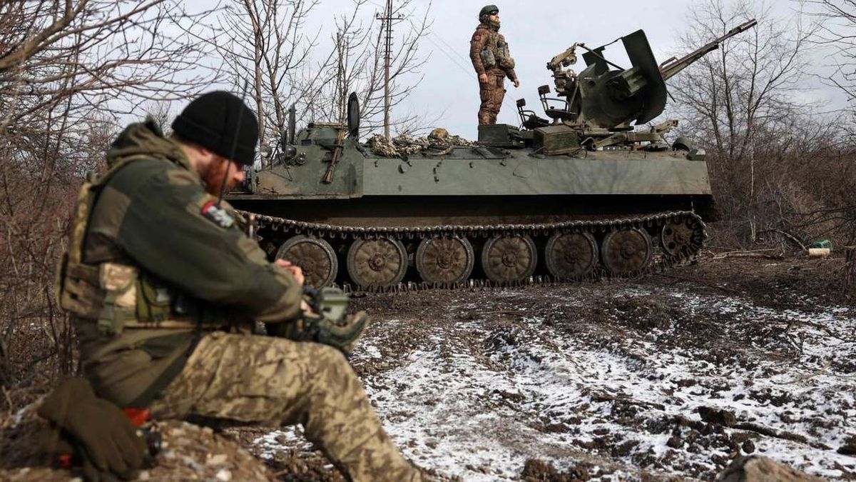 L'armée ukrainienne nie la capture de Krynky, en région de Kherson, par les forces russes