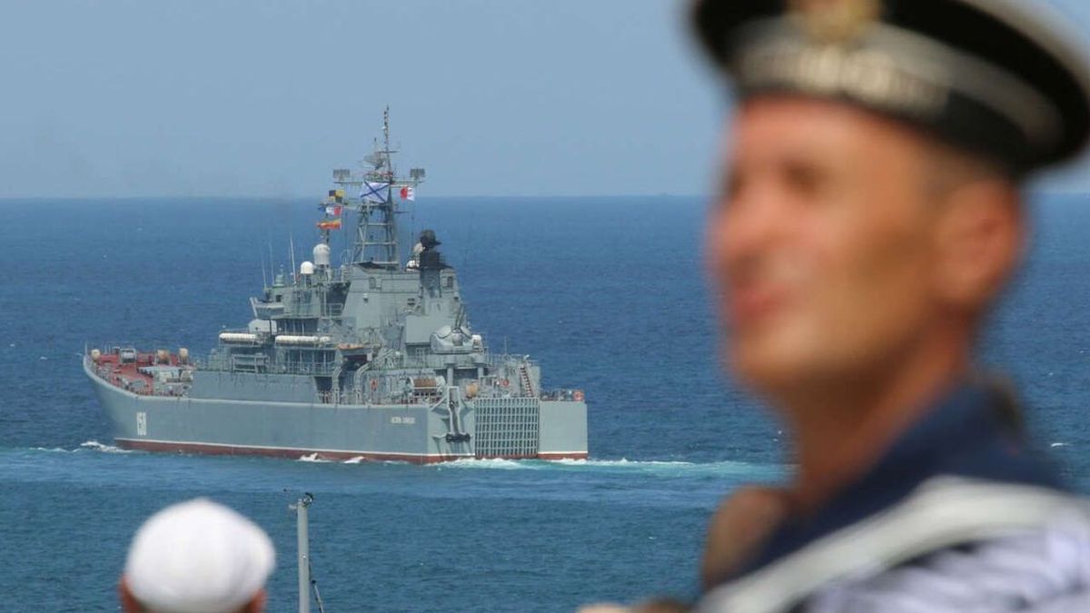 L'armée ukrainienne prétend avoir coulé un bateau russe en mer Noire