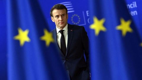 Macron fait transiter sa réponse par Bruxelles, la Commission sous tension