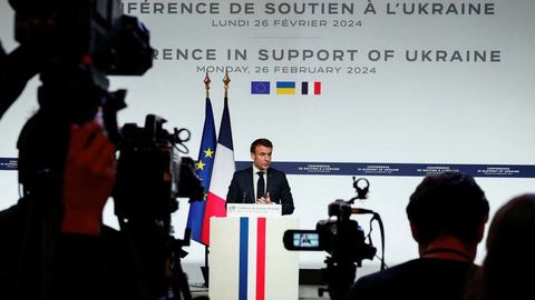 Macron s'engage à faire tout le nécessaire pour empêcher une victoire russe lors du sommet européen à Kiev