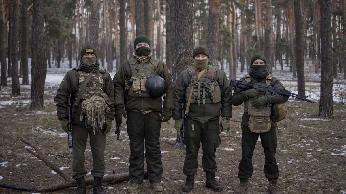 Selon le commandant des forces armées ukrainiennes, Kiev doit ajuster ses stratégies face à la diminution de l'assistance militaire de l'Occident